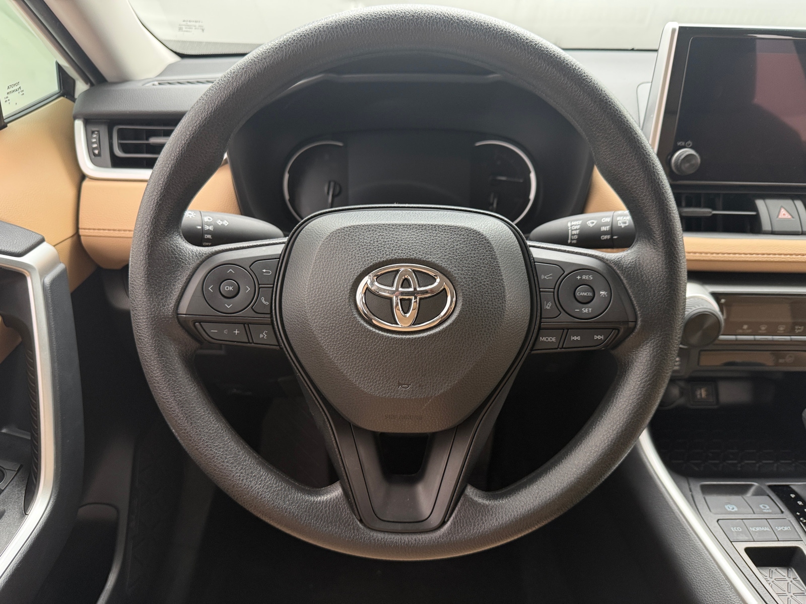 Thumbnail: 2025 Toyota RAV4 - 5