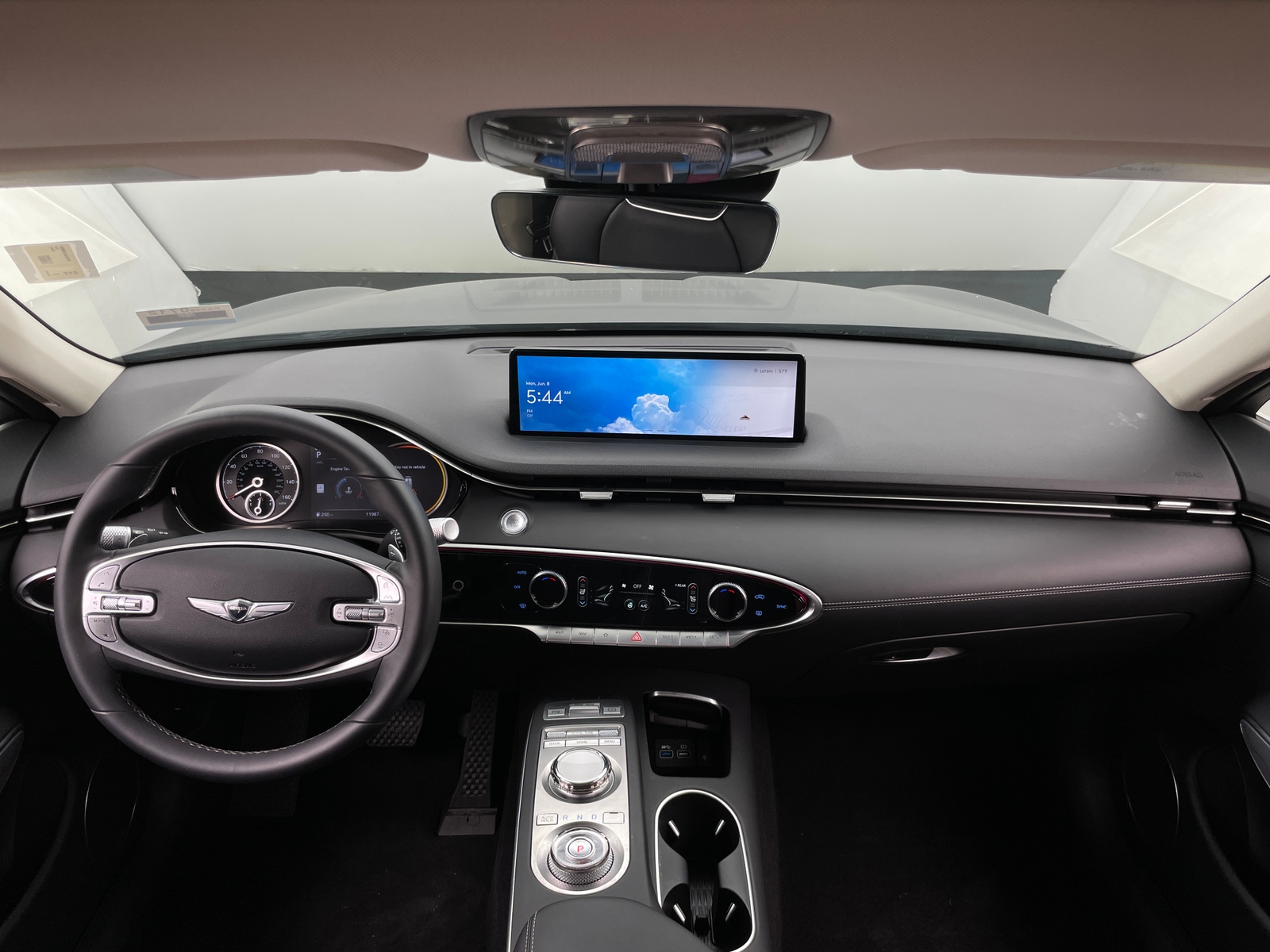 Thumbnail: 2023 Genesis GV70 - 2