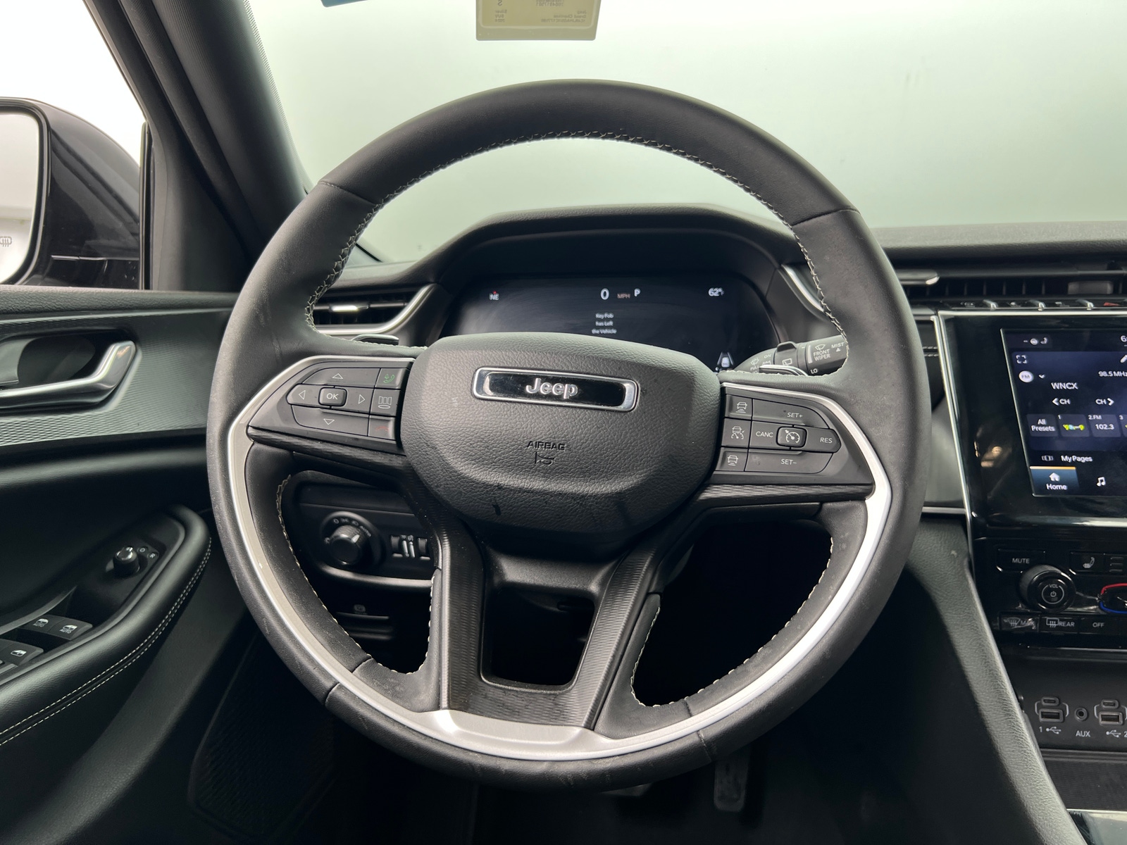 Thumbnail: 2024 Jeep Grand Cherokee - 4