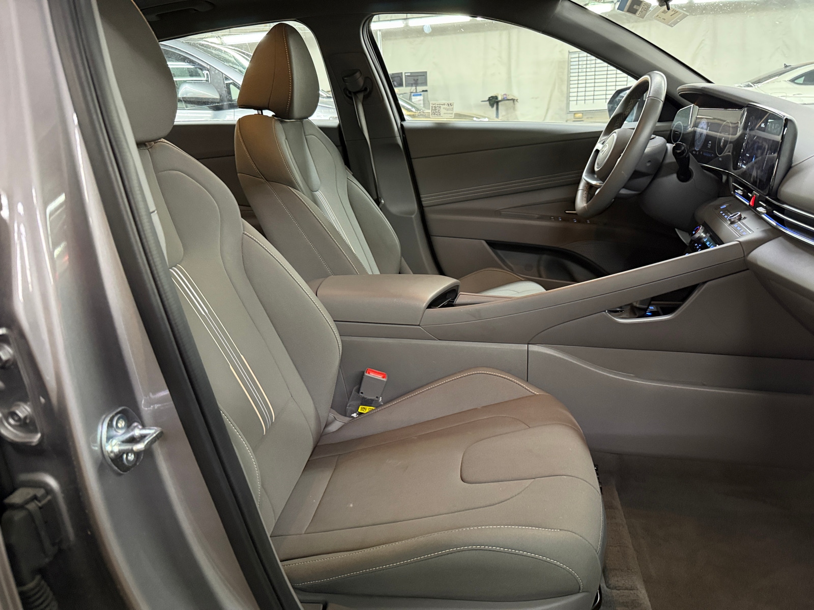 Thumbnail: 2025 Hyundai Elantra - 2
