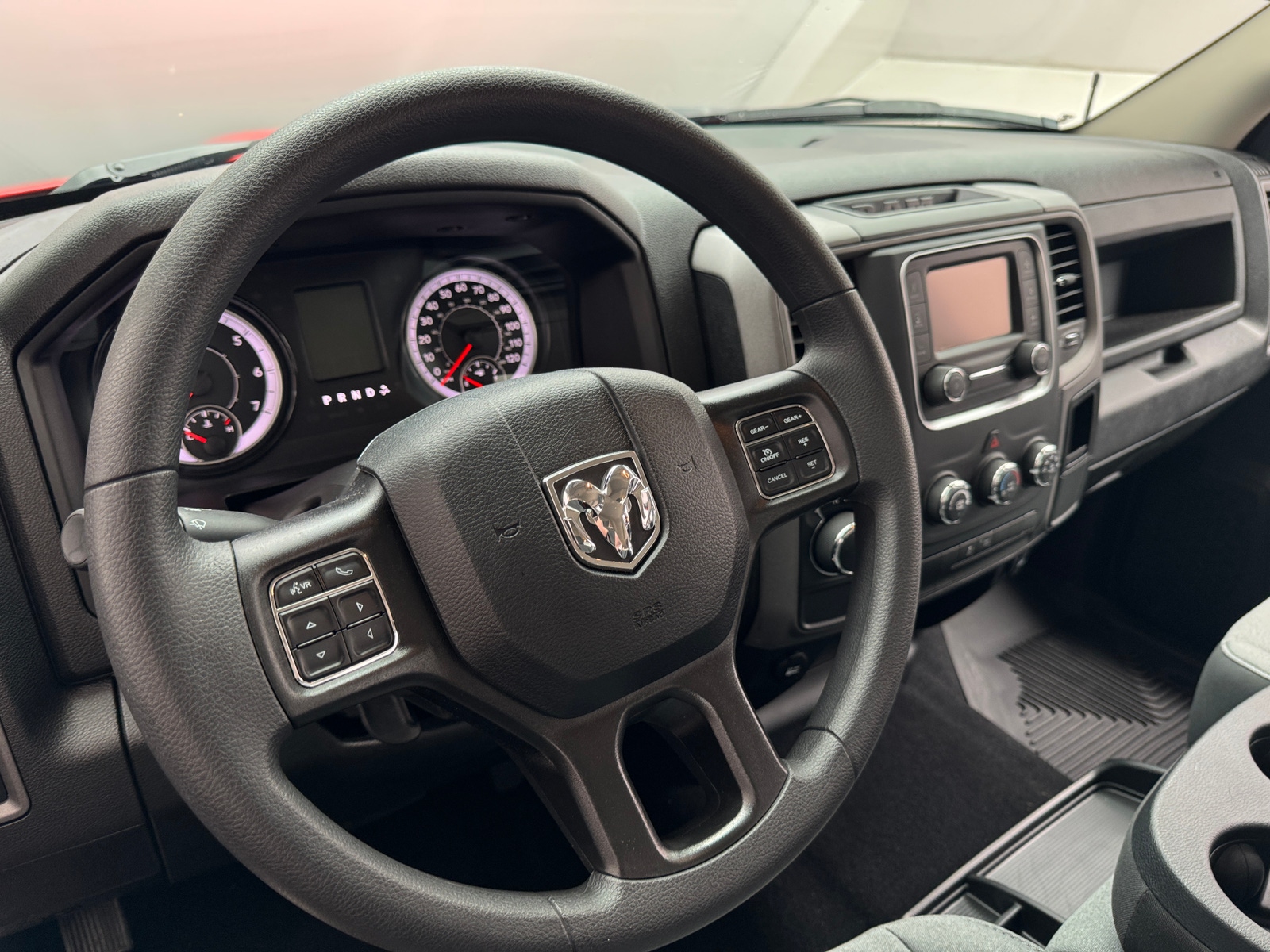 Thumbnail: 2024 RAM 1500 Classic - 4