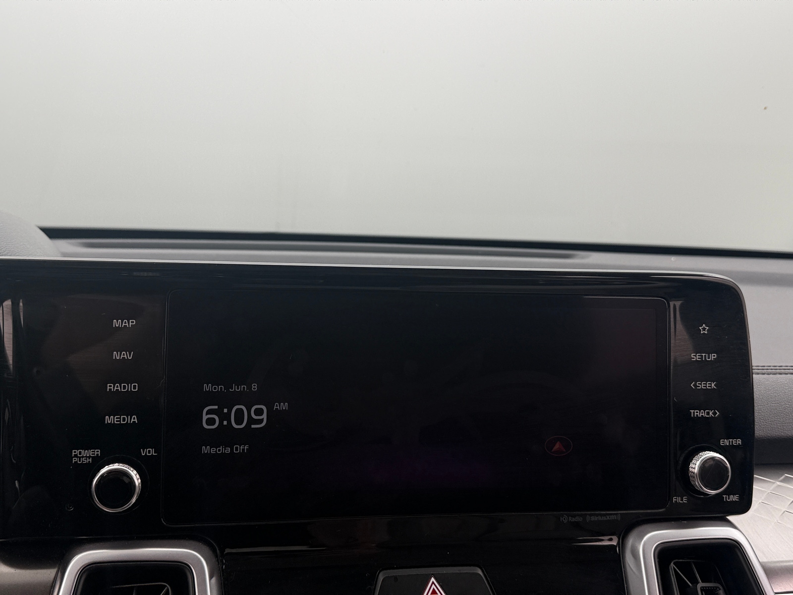 Thumbnail: 2023 Kia Sorento - 3