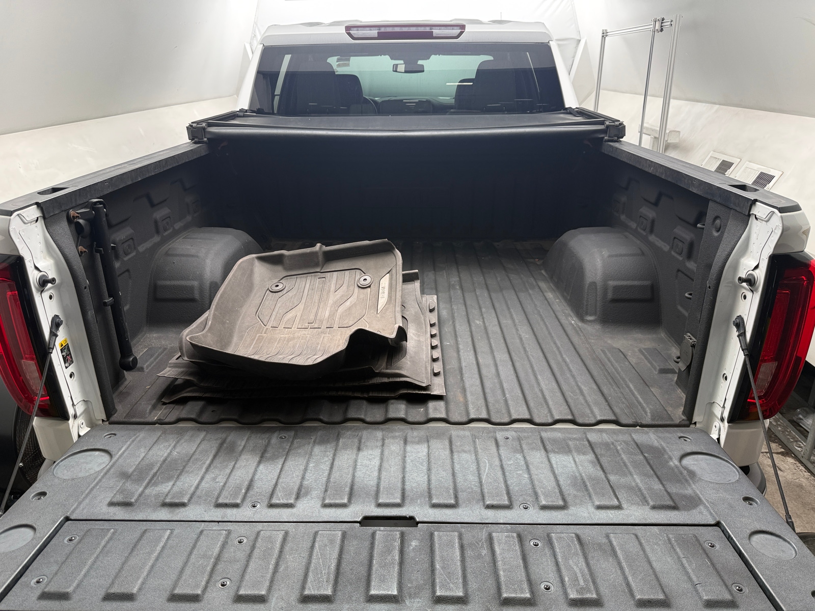 Thumbnail: 2019 GMC Sierra 1500 - 6
