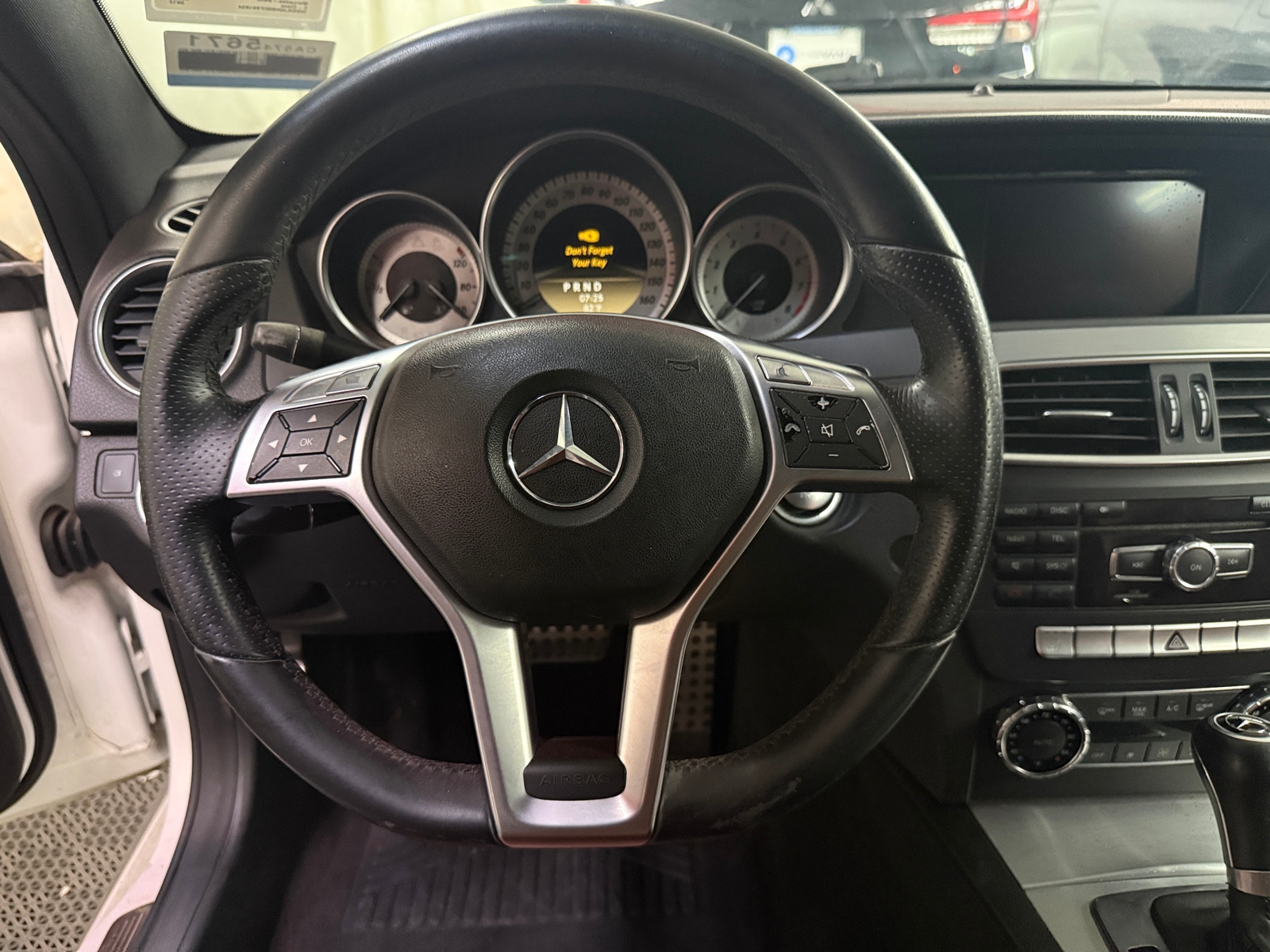 Thumbnail: 2012 Mercedes-Benz C-Class - 3