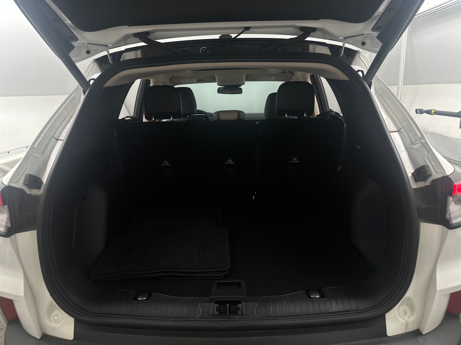 Thumbnail: 2020 Ford Escape - 6