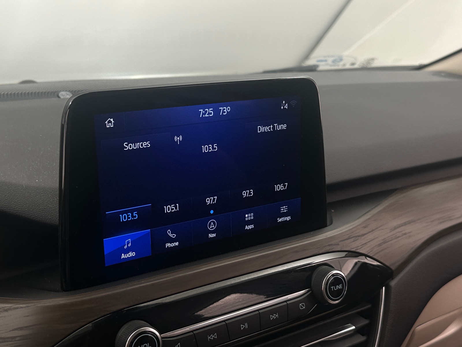 Thumbnail: 2020 Ford Escape - 3