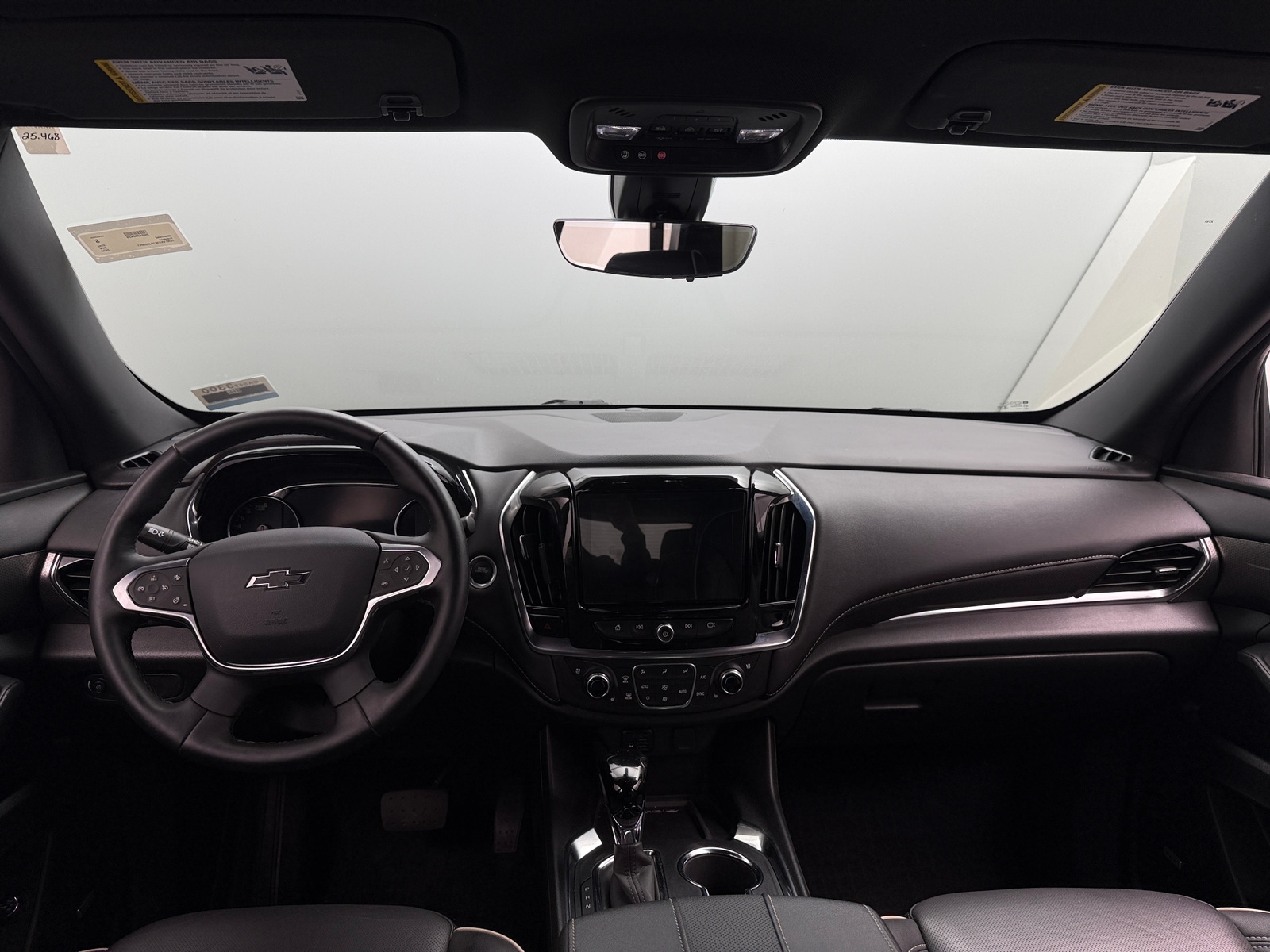 Thumbnail: 2023 Chevrolet Traverse - 2