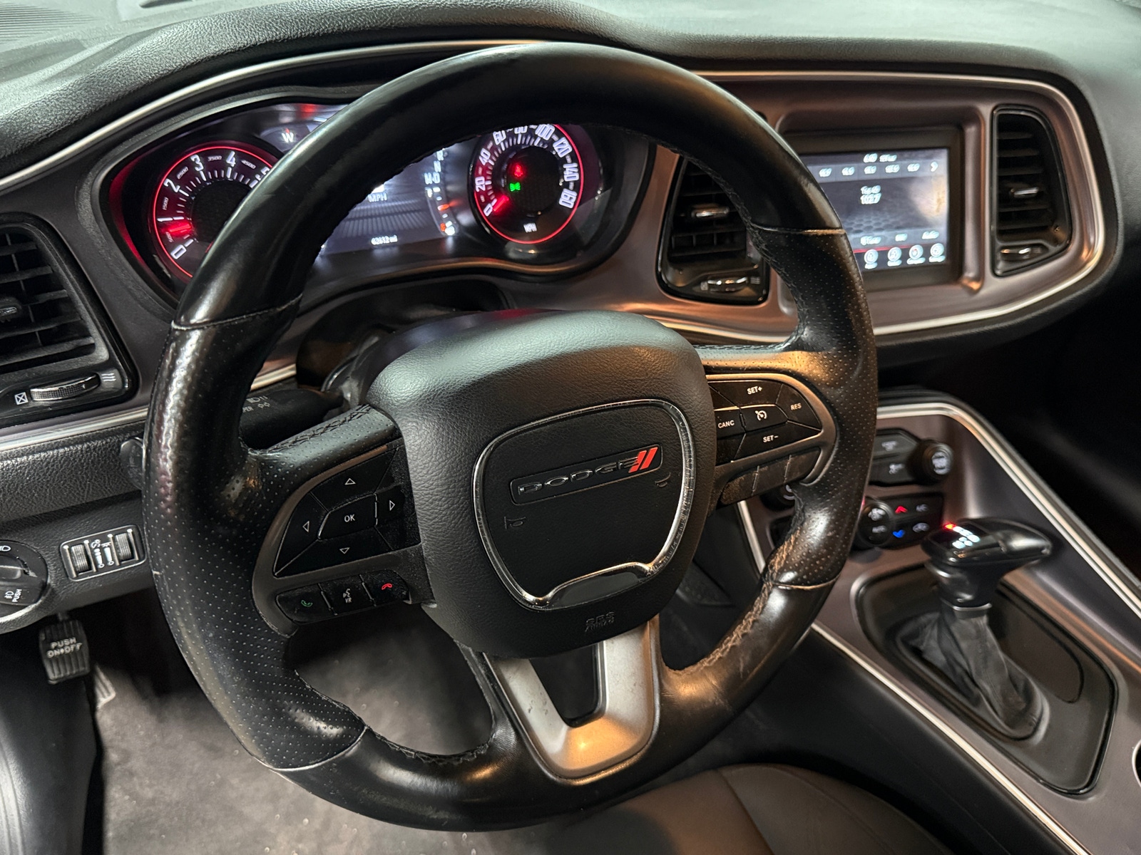 Thumbnail: 2019 Dodge Challenger - 4