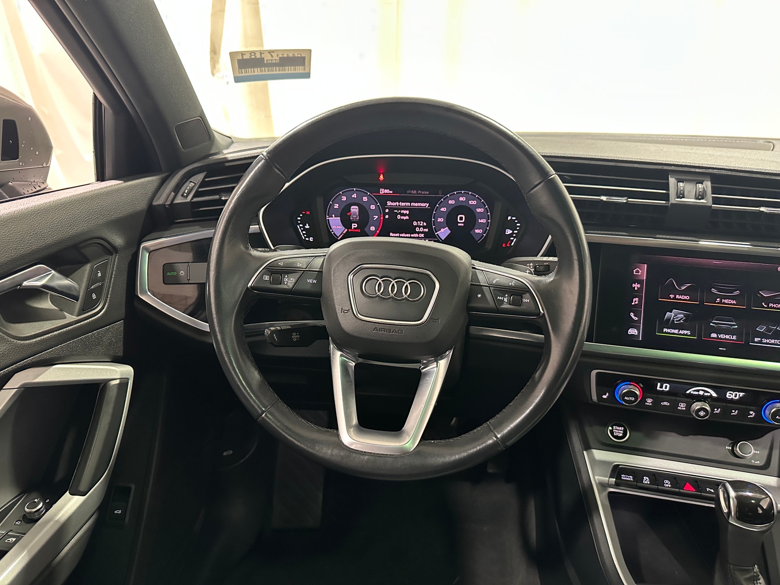 Thumbnail: 2021 Audi Q3 - 4