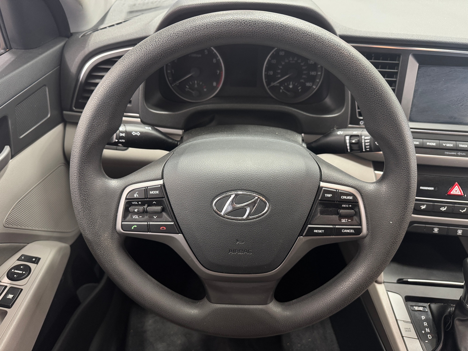 Thumbnail: 2017 Hyundai Elantra - 5