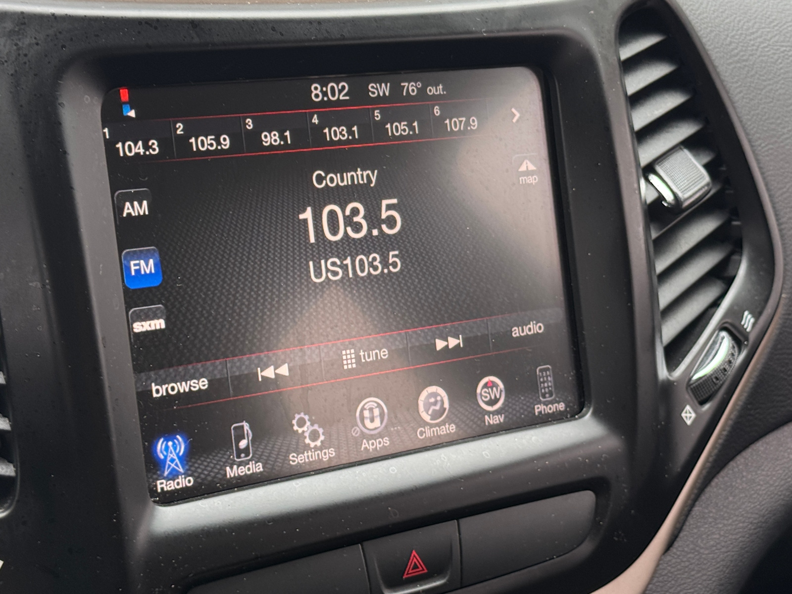 Thumbnail: 2016 Jeep Cherokee - 4