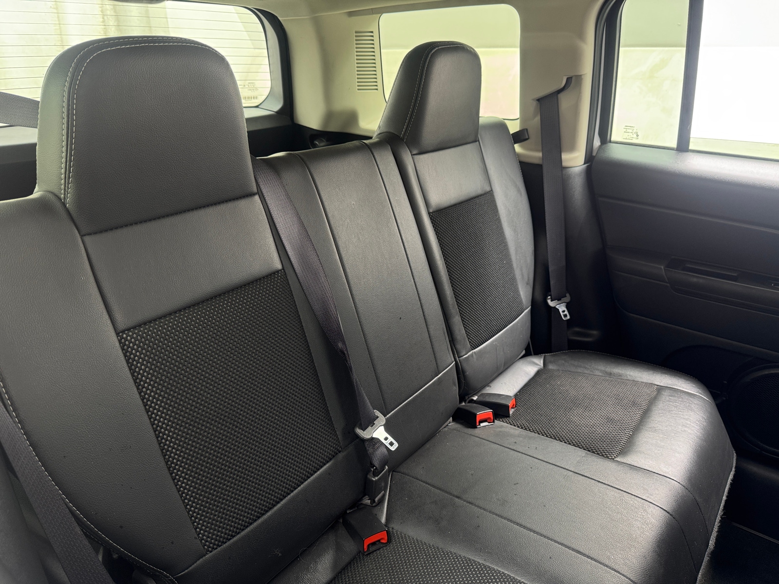 Thumbnail: 2016 Jeep Patriot - 6
