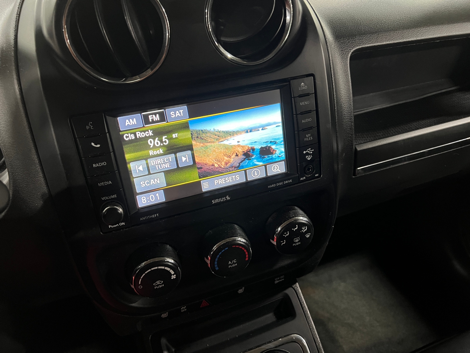Thumbnail: 2016 Jeep Patriot - 4