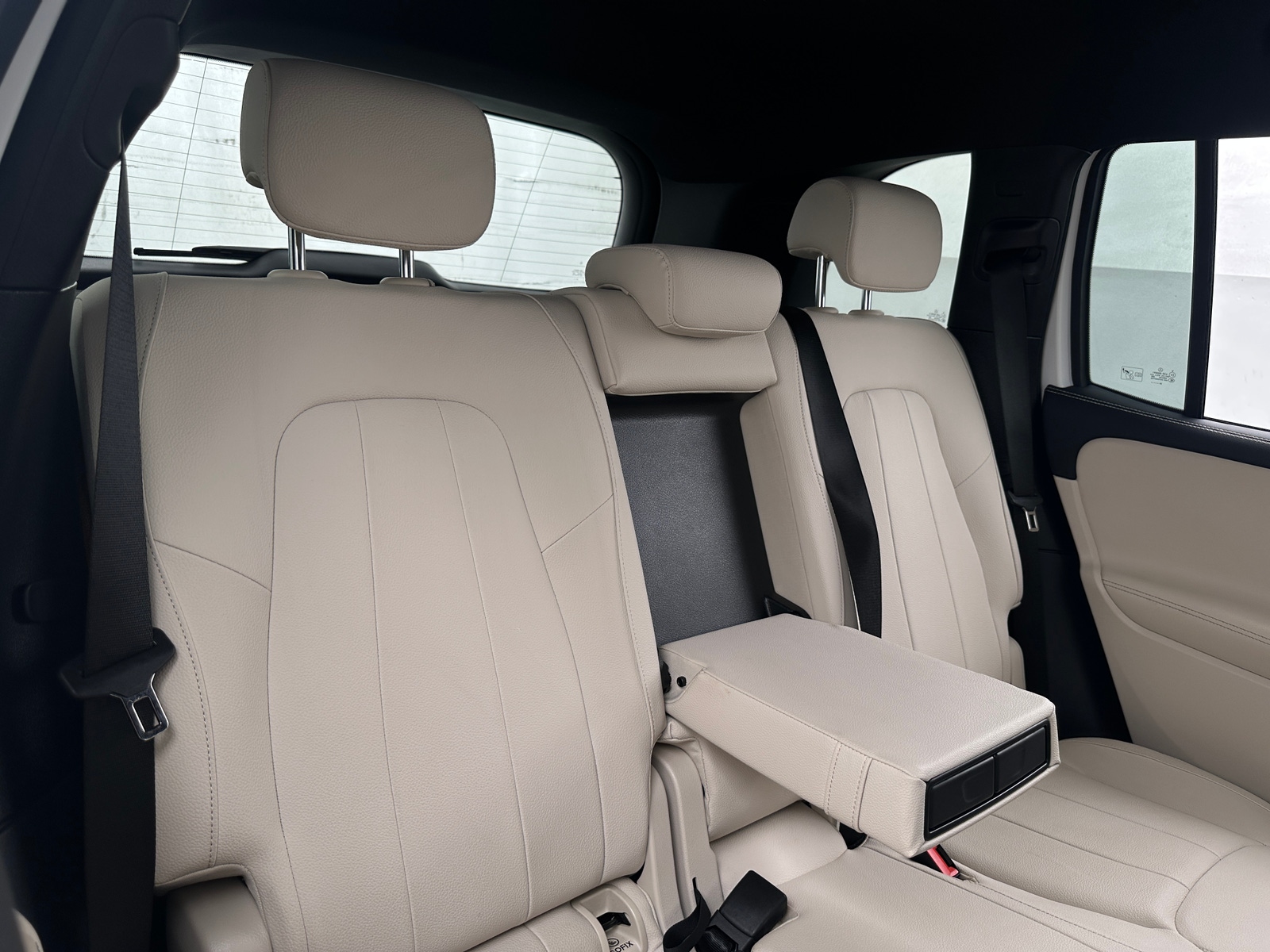 Thumbnail: 2025 Mercedes-Benz GLB - 5