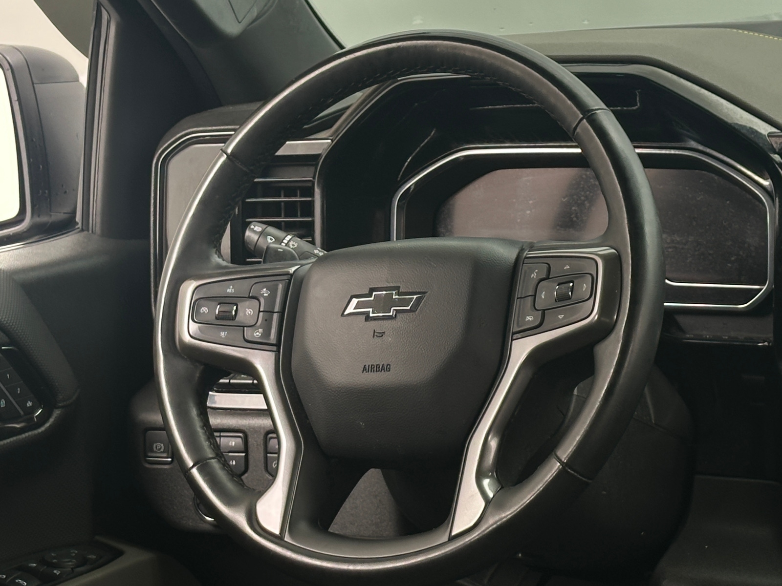 Thumbnail: 2023 Chevrolet Silverado 1500 - 4