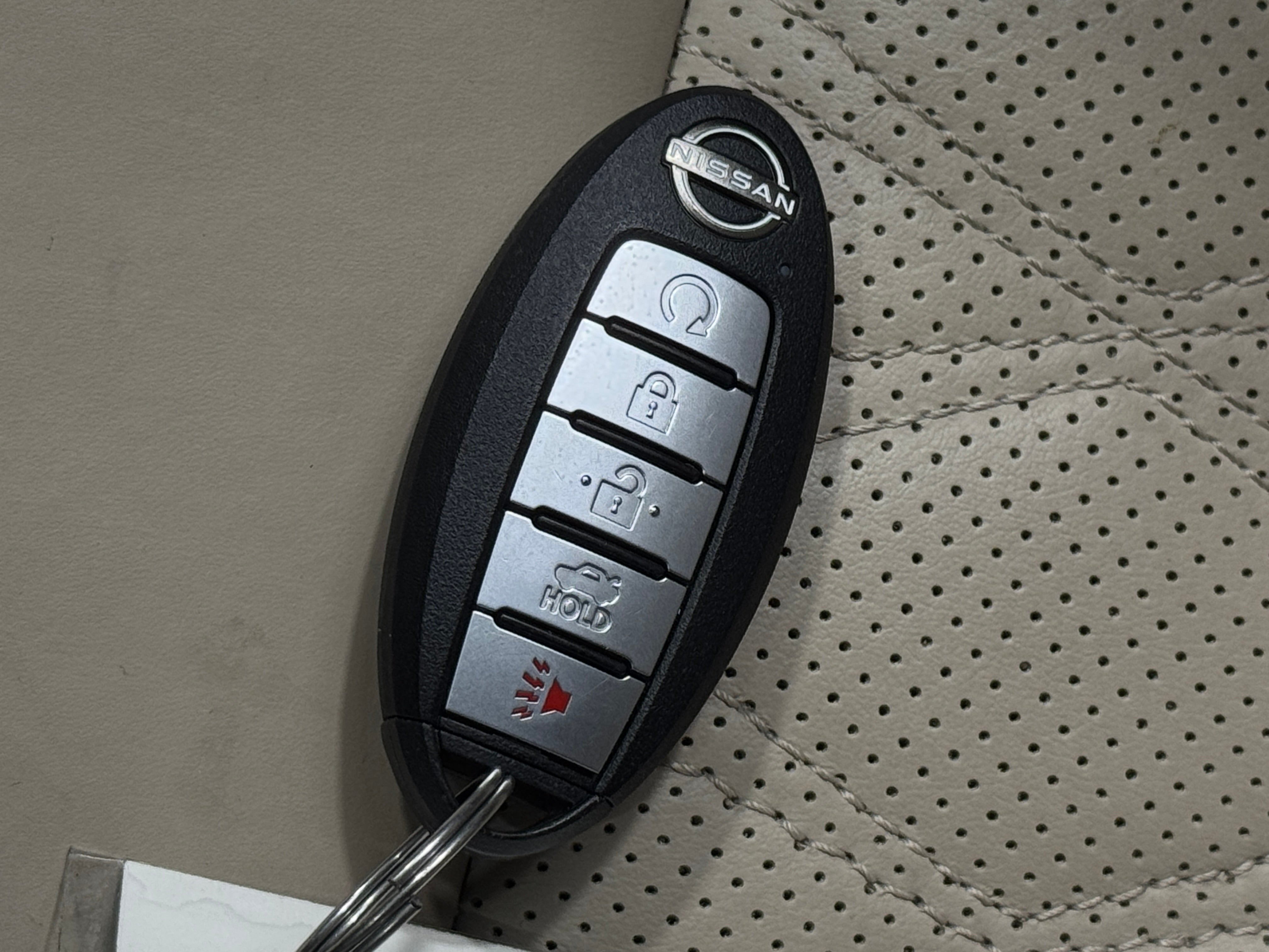 2023 Nissan Maxima Platinum - Photo 18