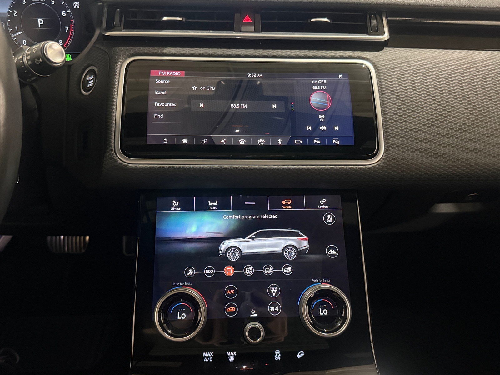 Thumbnail: 2019 Land Rover Range Rover Velar - 3