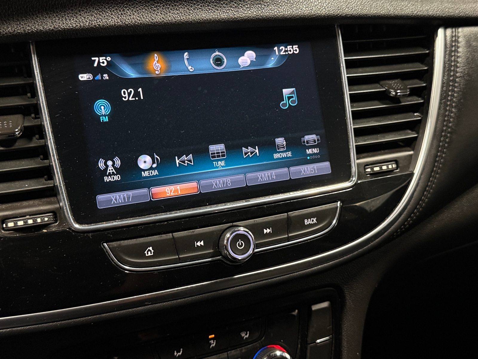 Thumbnail: 2018 Buick Encore - 4
