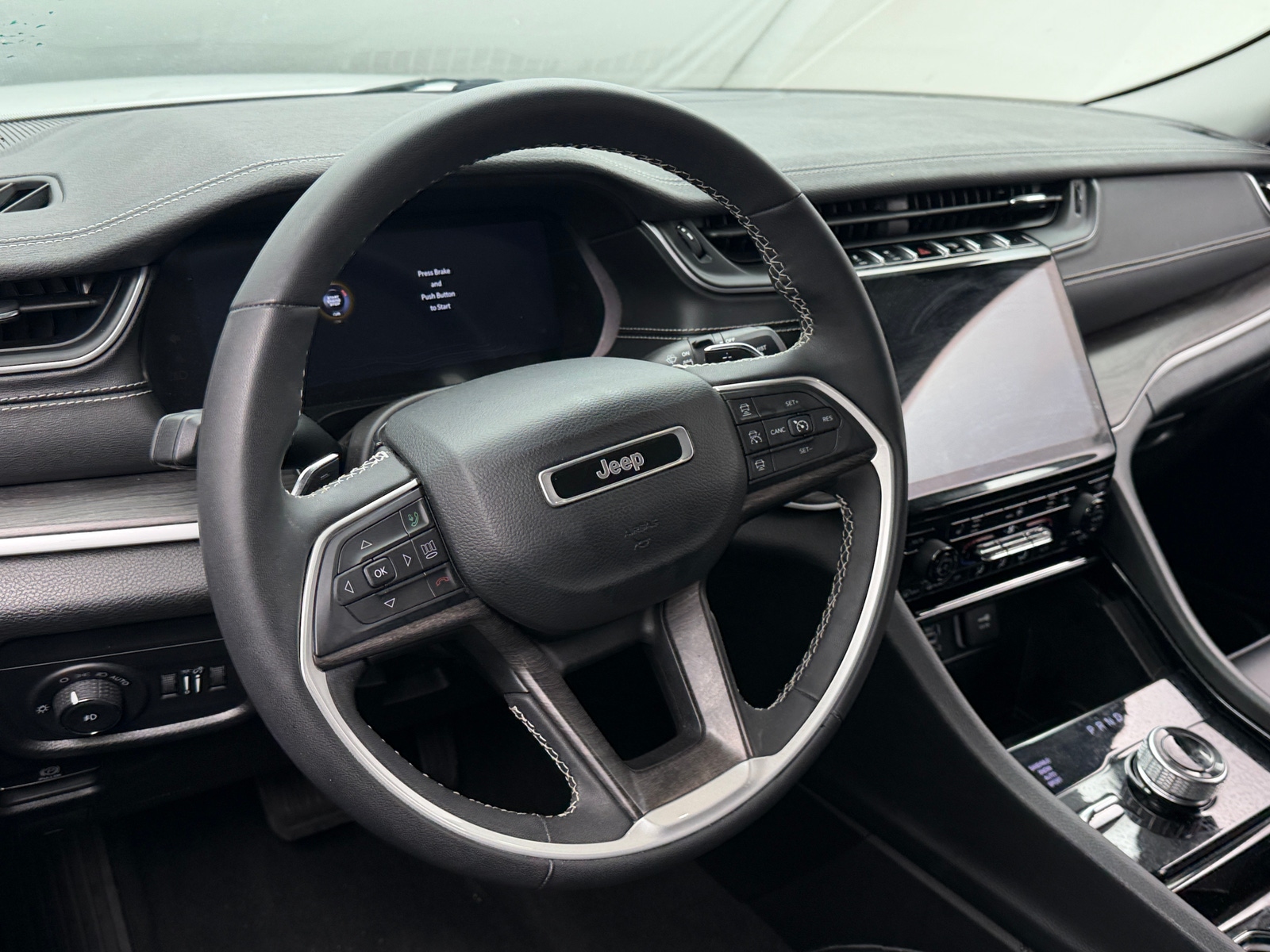Thumbnail: 2023 Jeep Grand Cherokee - 4