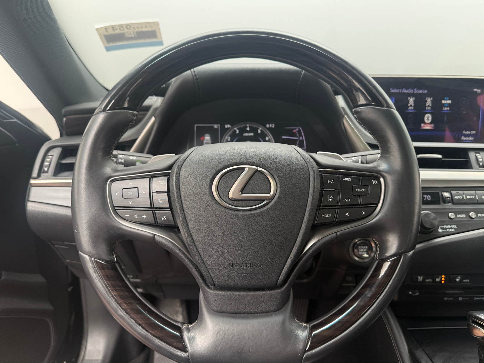 Thumbnail: 2019 Lexus ES - 5