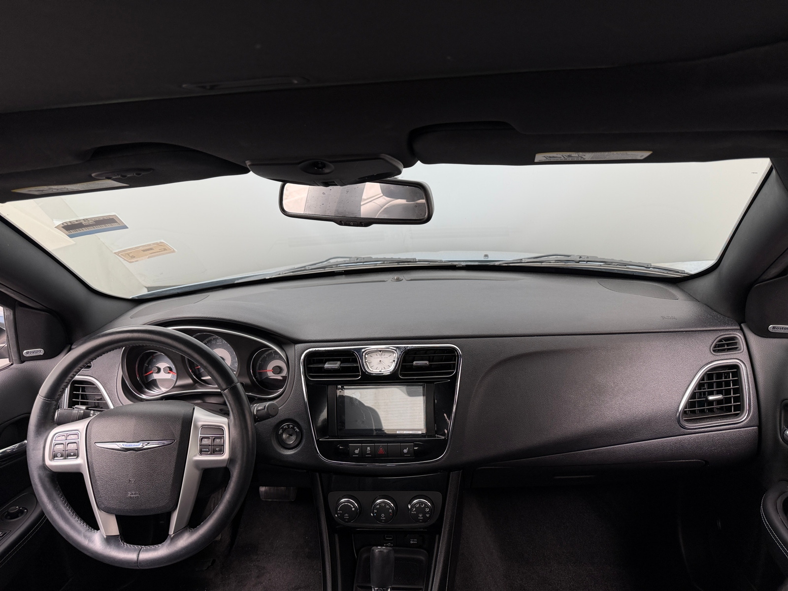 Thumbnail: 2012 Chrysler 200 - 2