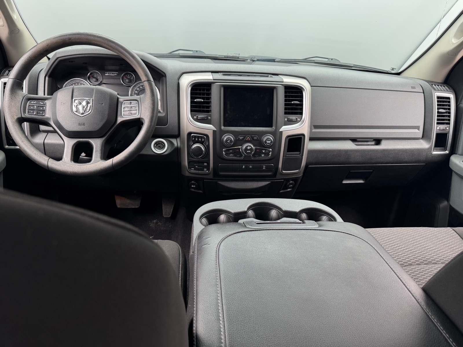 Thumbnail: 2020 RAM 1500 Classic - 3