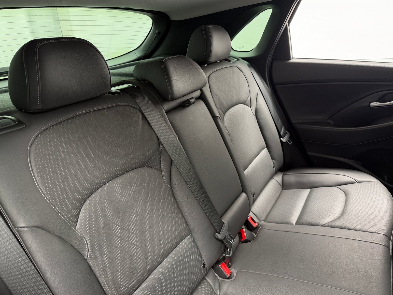 Thumbnail: 2019 Hyundai Elantra - 6