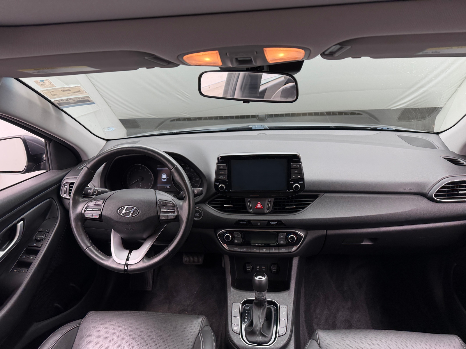 Thumbnail: 2019 Hyundai Elantra - 3
