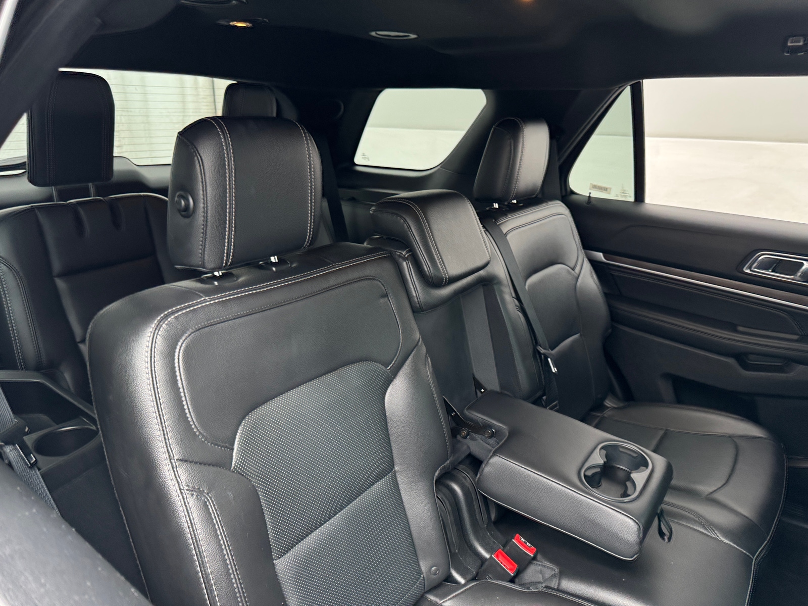 Thumbnail: 2018 Ford Explorer - 5