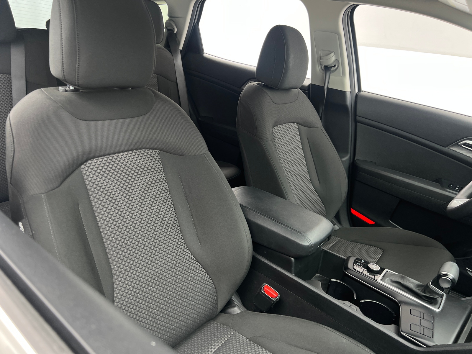 Thumbnail: 2025 Kia Sportage - 2