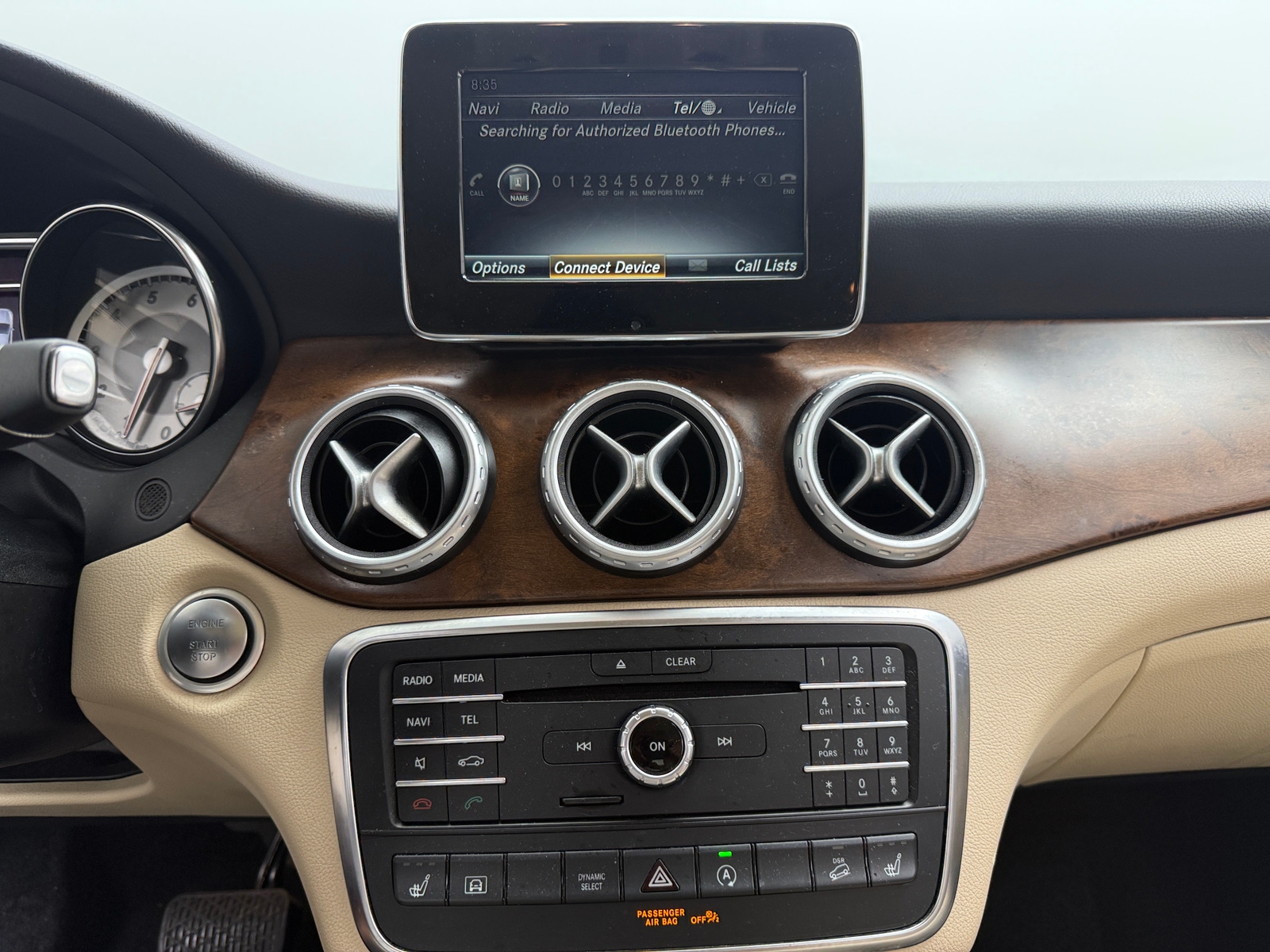 Thumbnail: 2017 Mercedes-Benz GLA - 3
