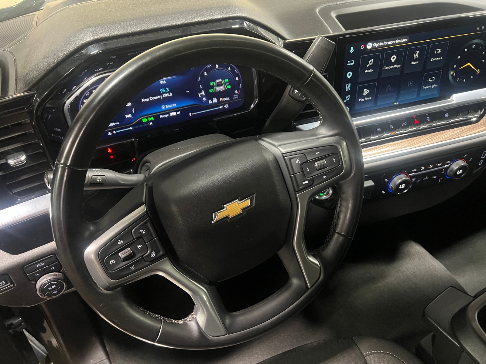 Thumbnail: 2025 Chevrolet Silverado 1500 - 5