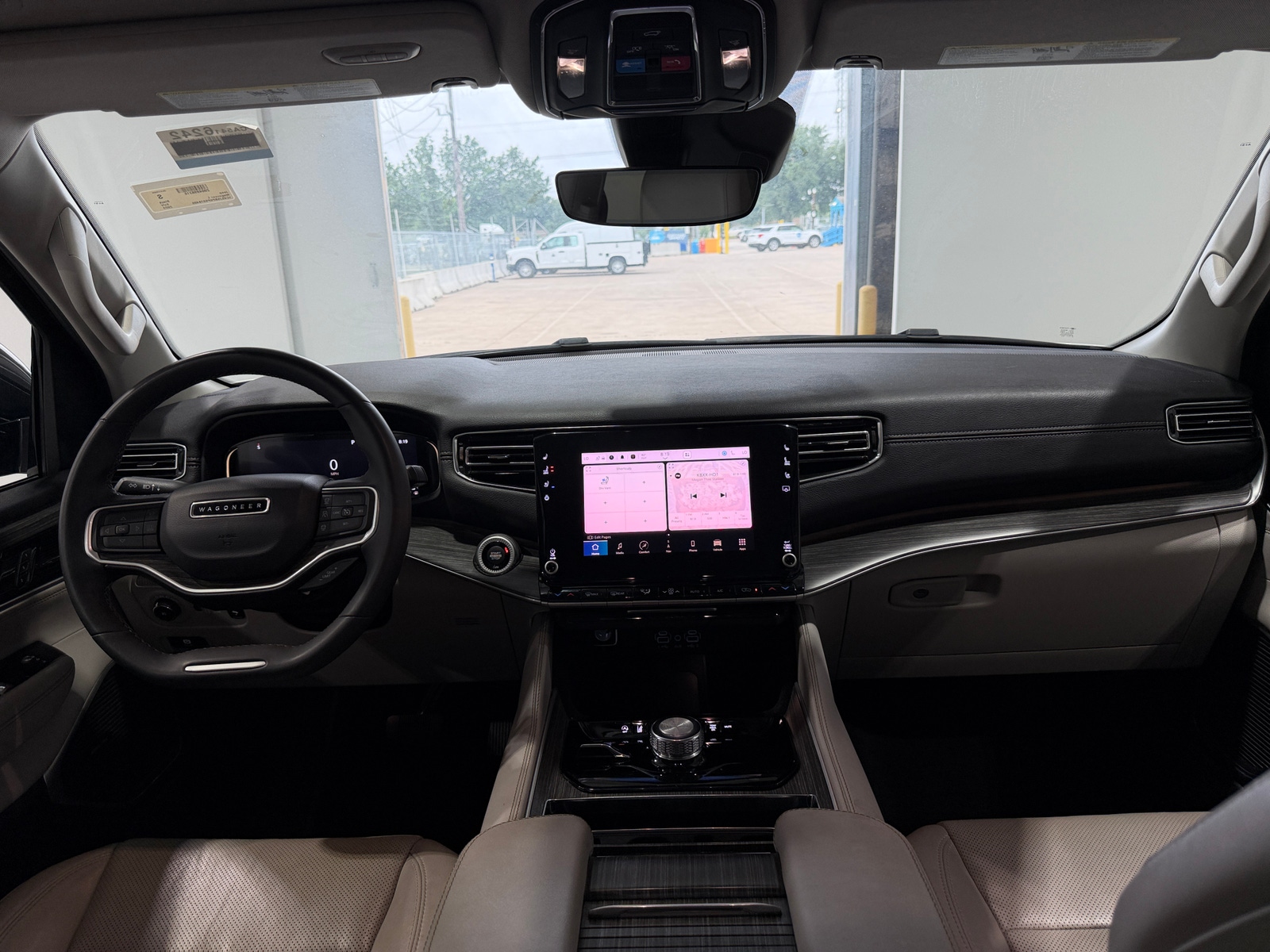 Thumbnail: 2023 Jeep Wagoneer - 2