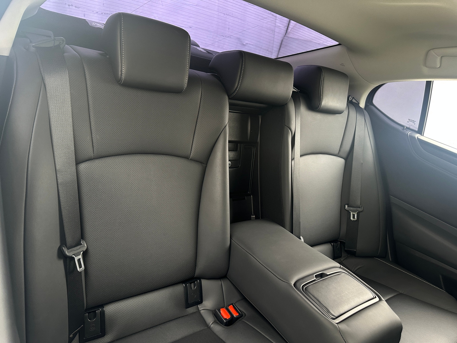 Thumbnail: 2024 Lexus ES - 5