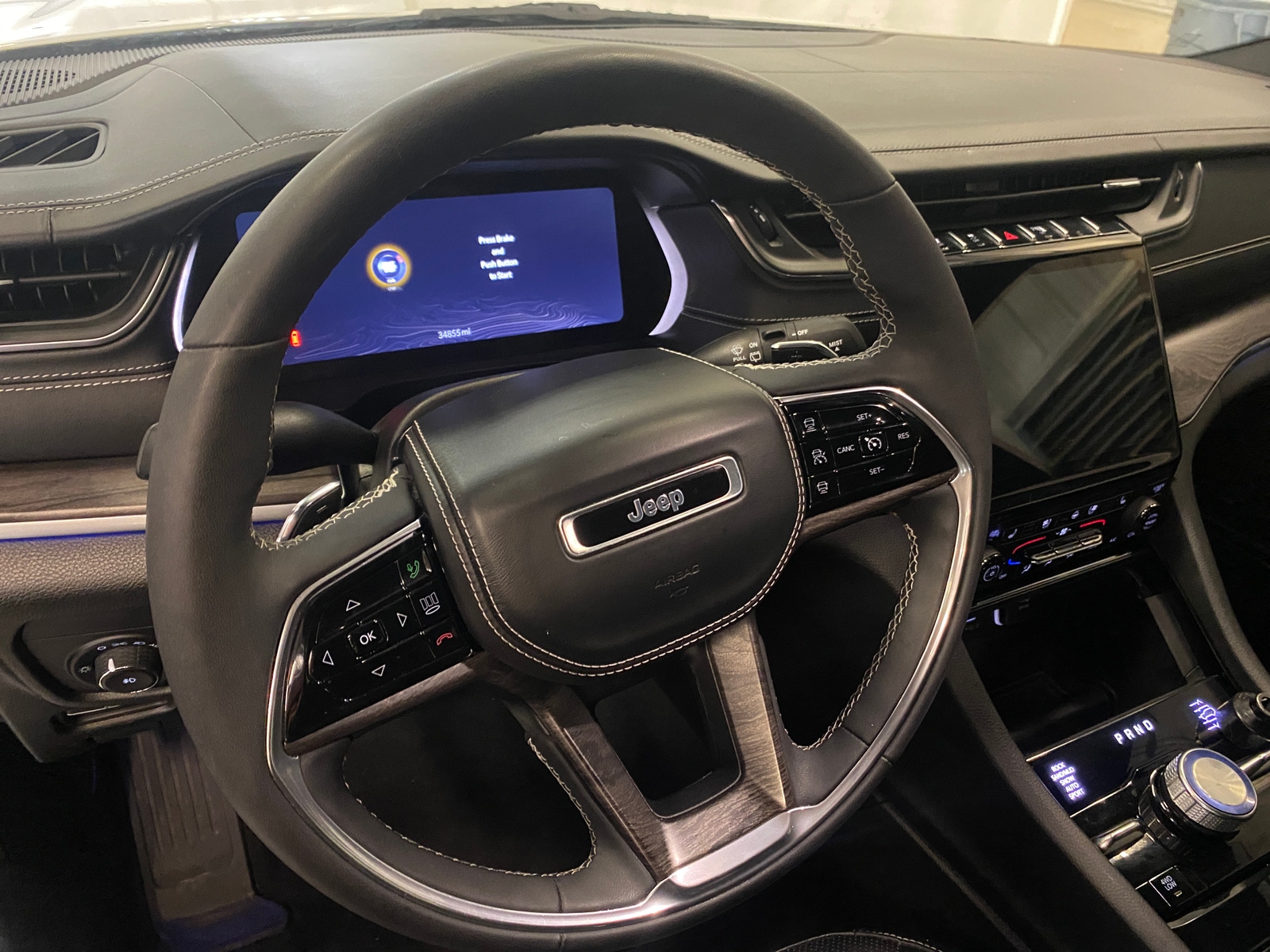 Thumbnail: 2023 Jeep Grand Cherokee L - 4
