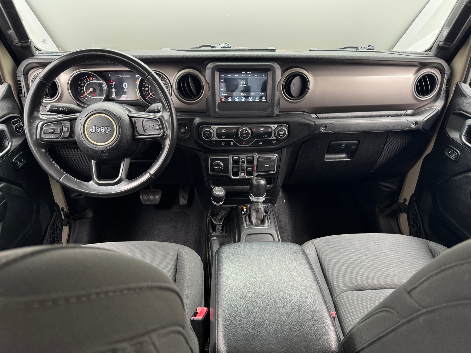 Thumbnail: 2020 Jeep Gladiator - 3