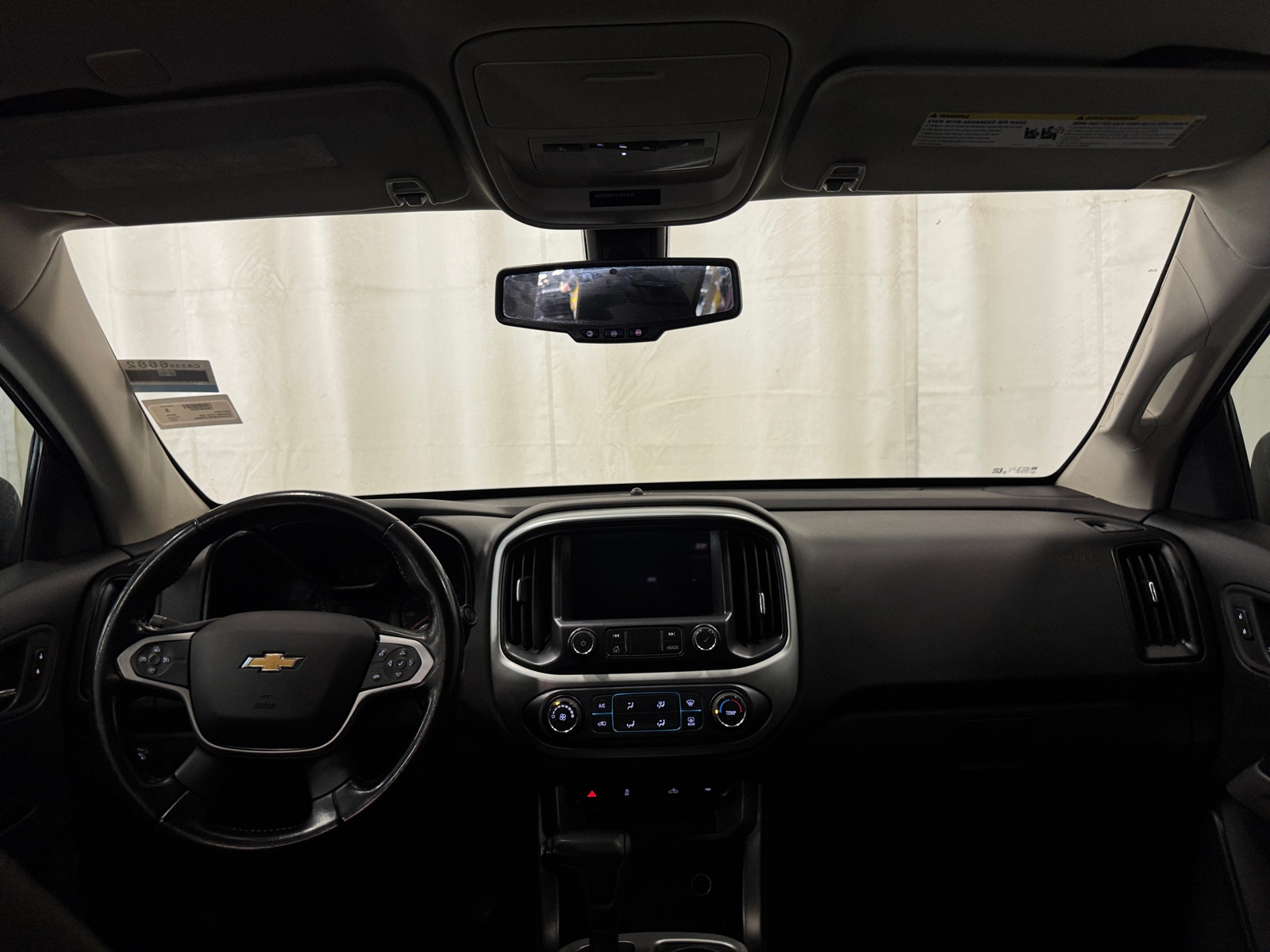 Thumbnail: 2021 Chevrolet Colorado - 3