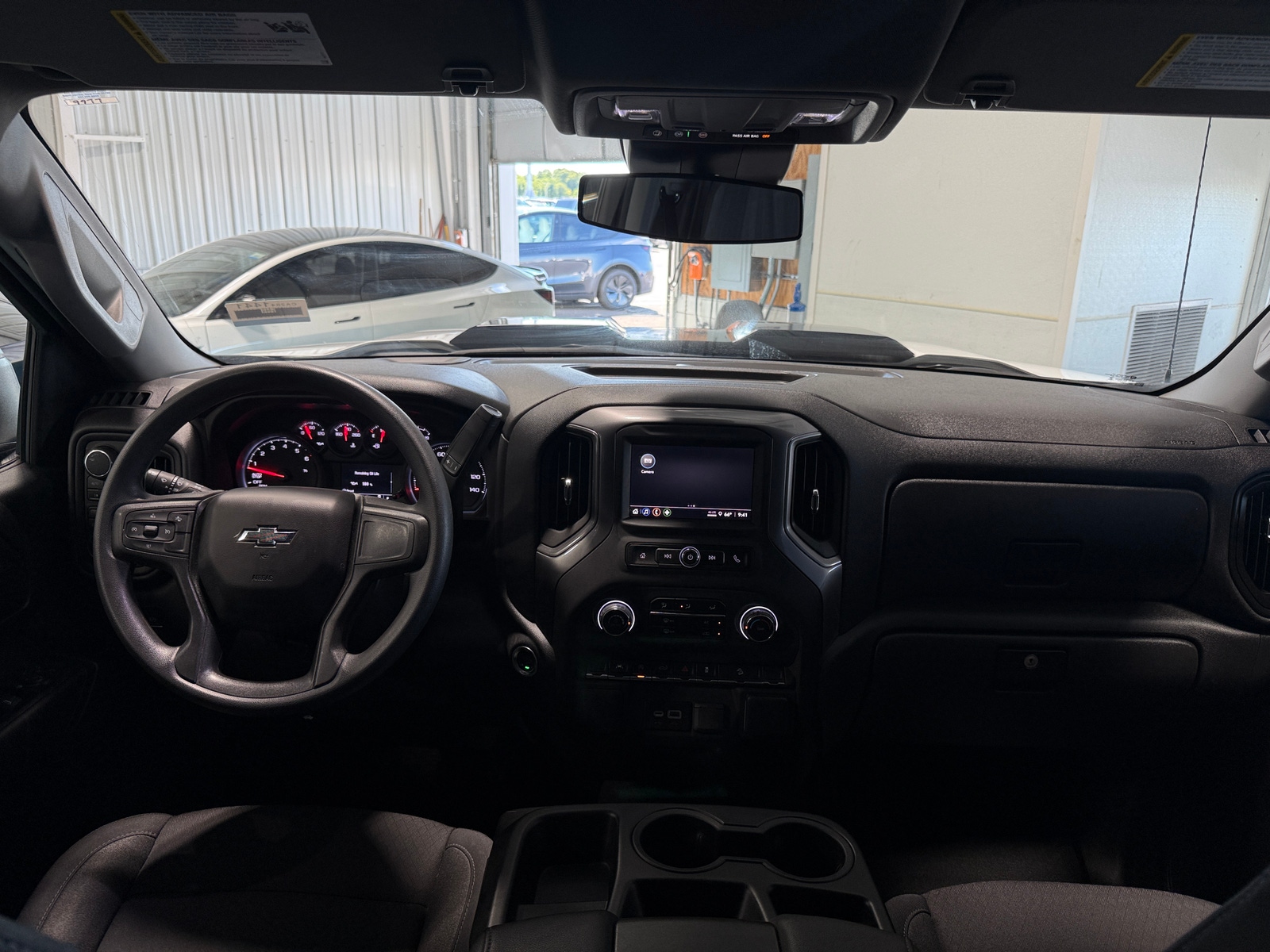 Thumbnail: 2025 Chevrolet Silverado 1500 - 3