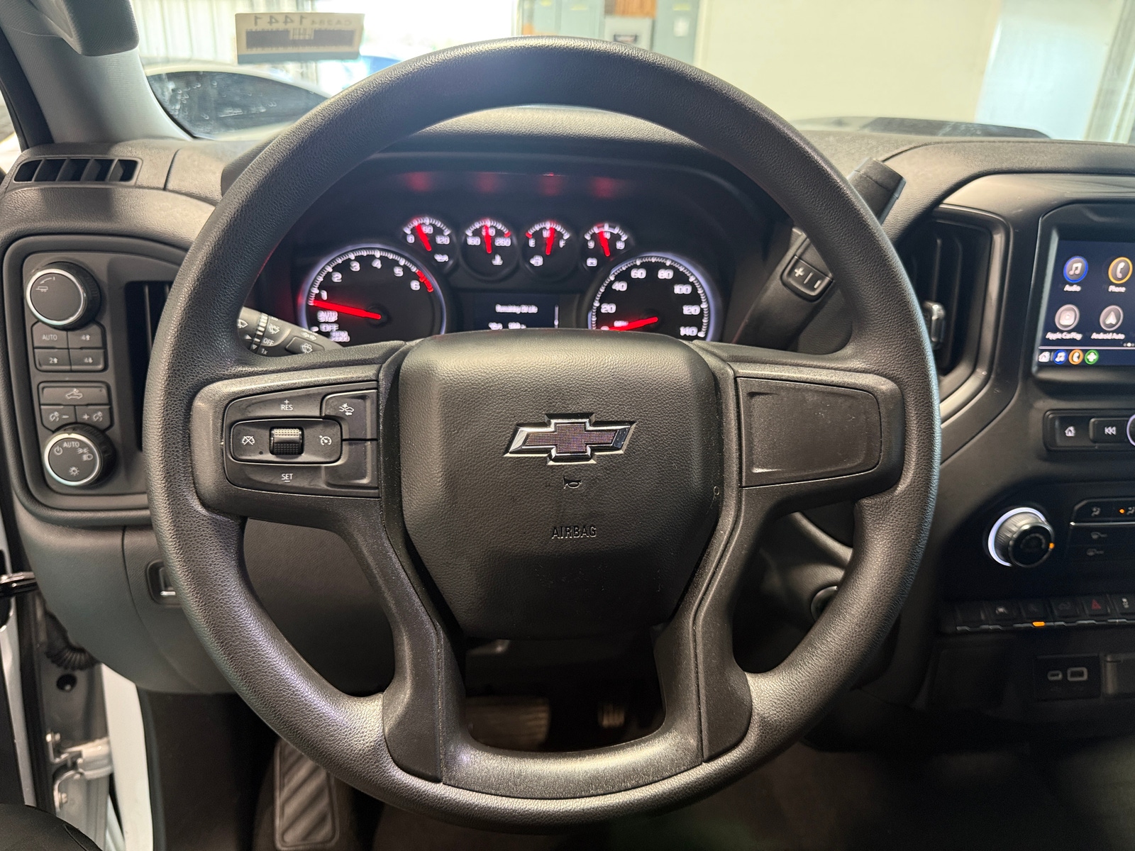 Thumbnail: 2025 Chevrolet Silverado 1500 - 5