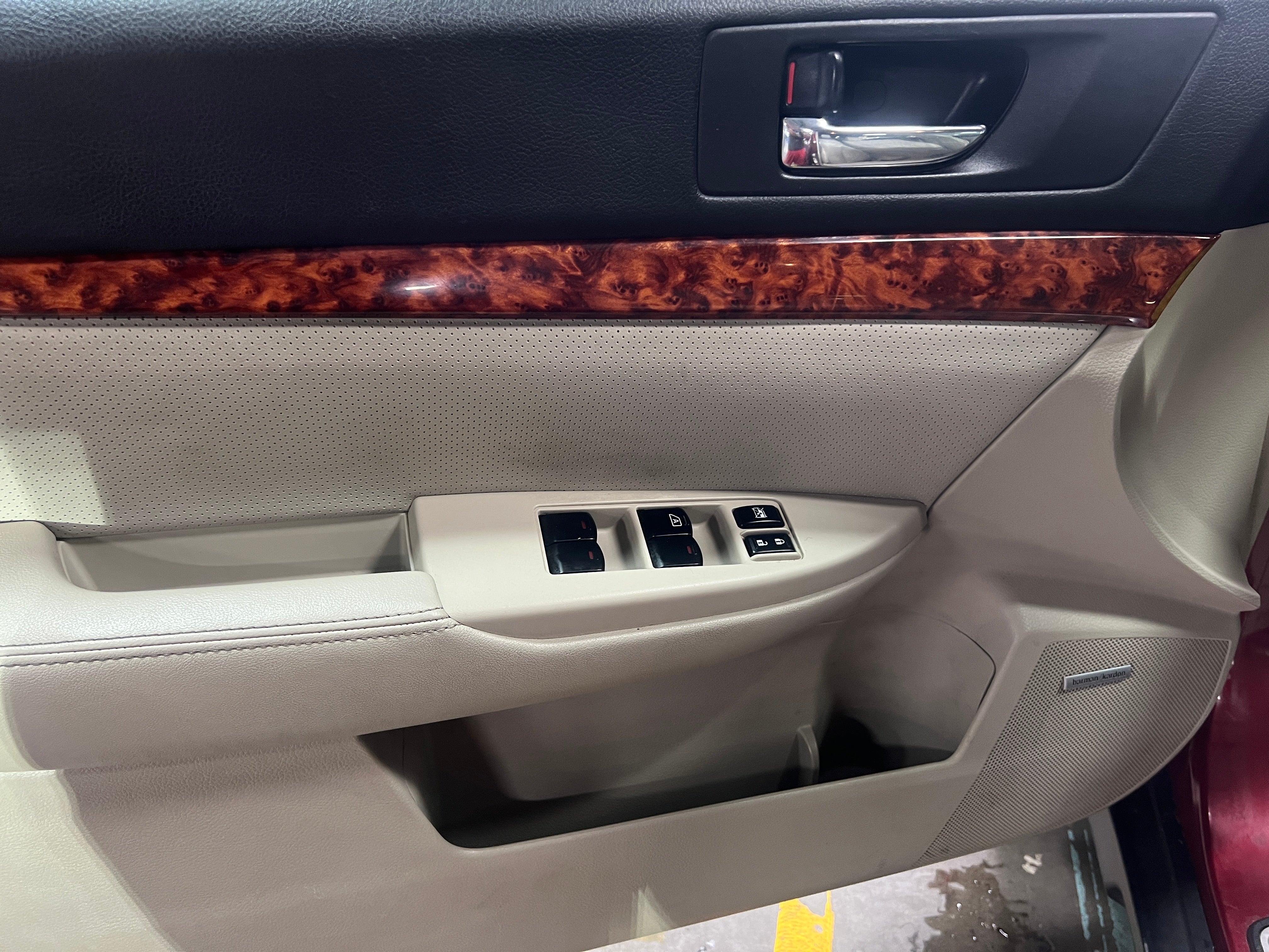 Used 2011 Subaru Outback I Limited with VIN 4S4BRBKC7B3447827 for sale in Auburn, WA