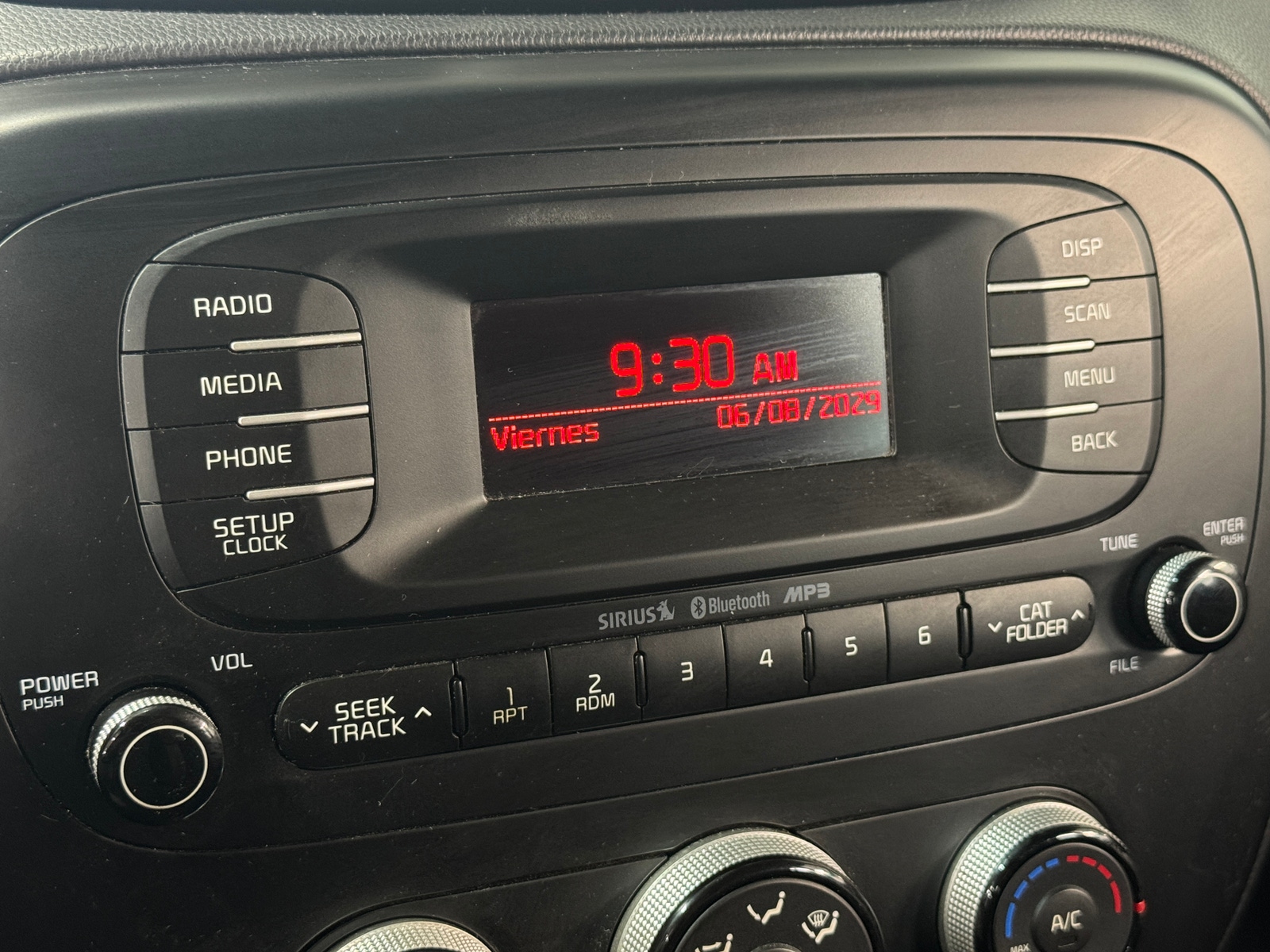 Thumbnail: 2015 Kia Soul - 4