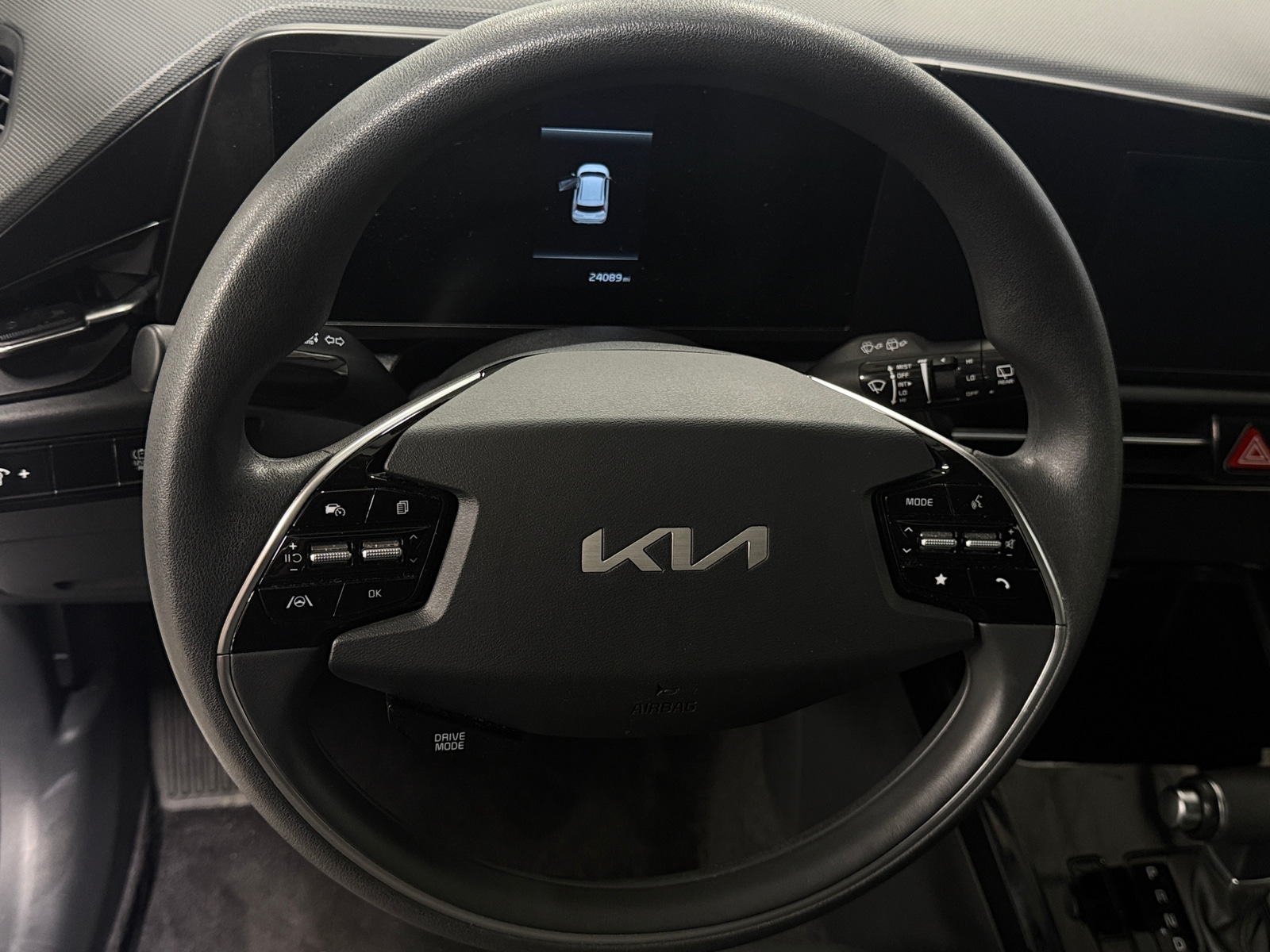 Thumbnail: 2024 Kia Niro - 5