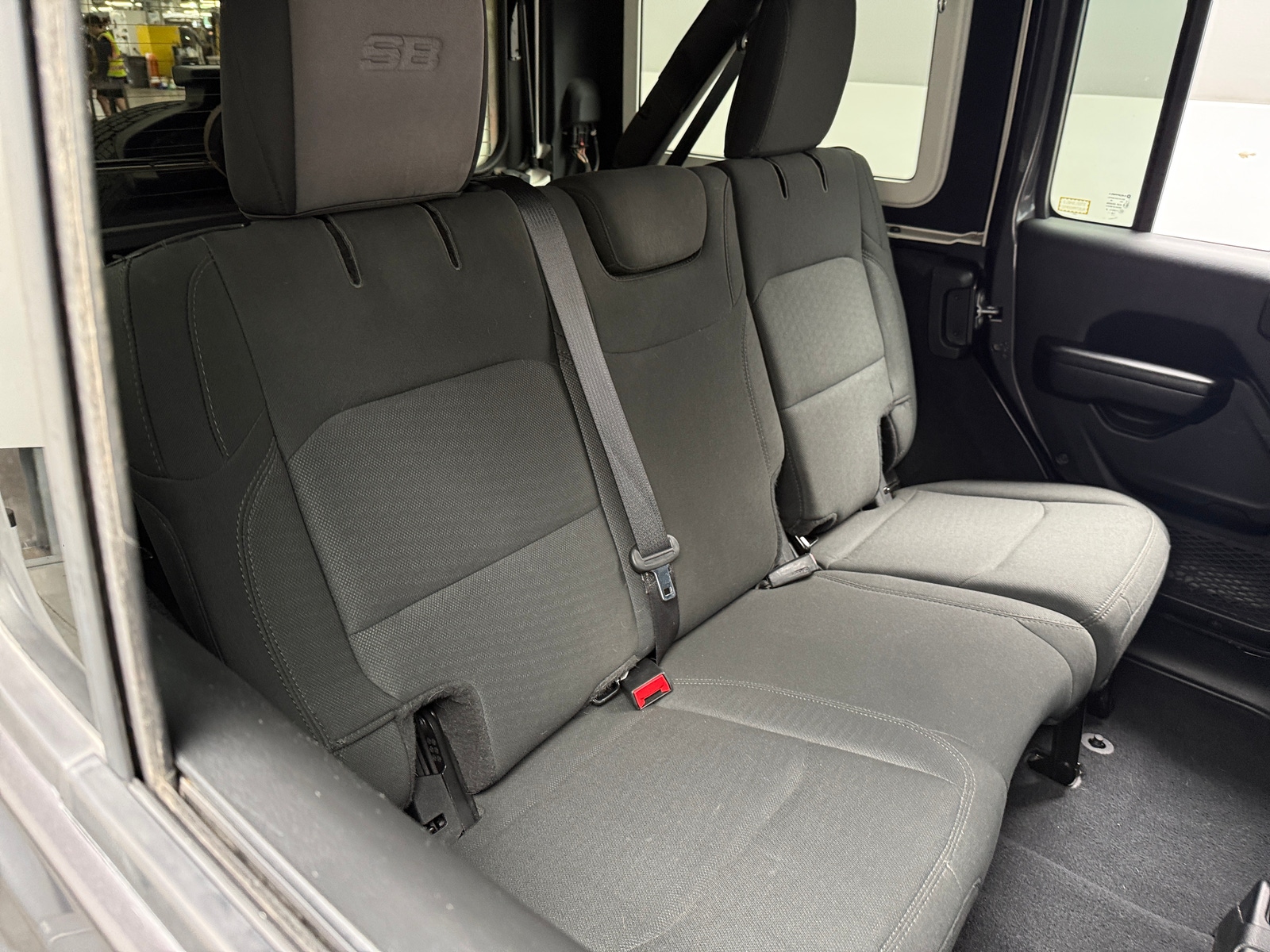 Thumbnail: 2019 Jeep Wrangler - 6