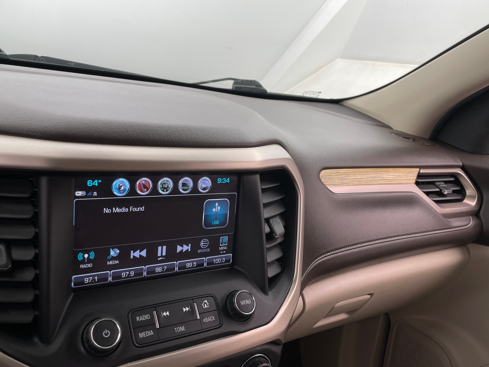 Thumbnail: 2019 GMC Acadia - 3