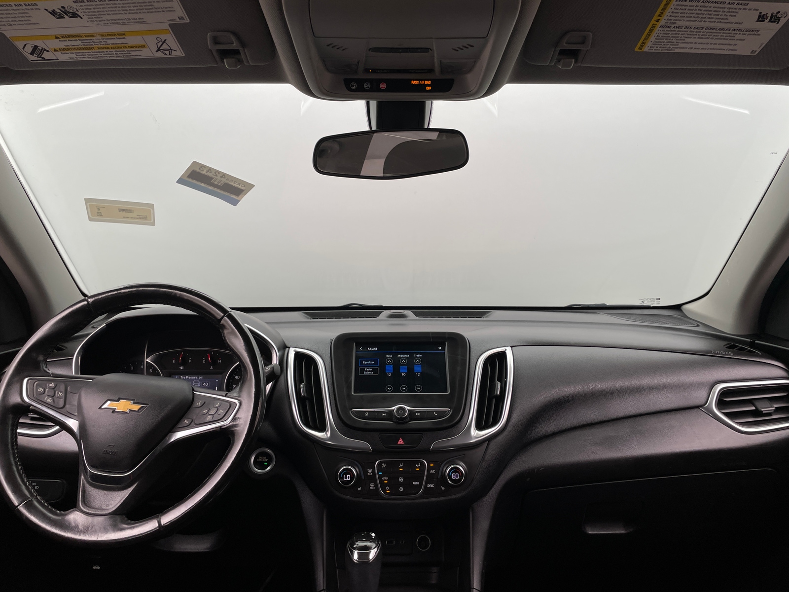 Thumbnail: 2019 Chevrolet Equinox - 3