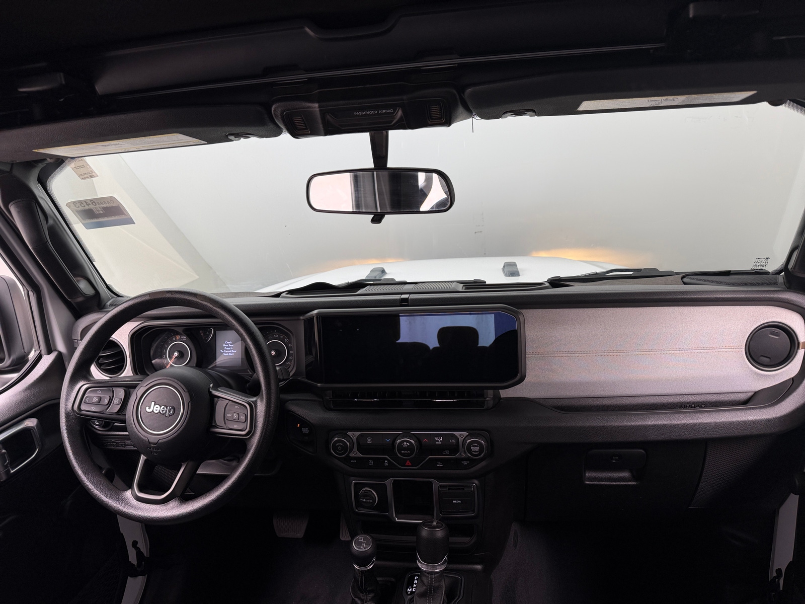 Thumbnail: 2024 Jeep Gladiator - 3