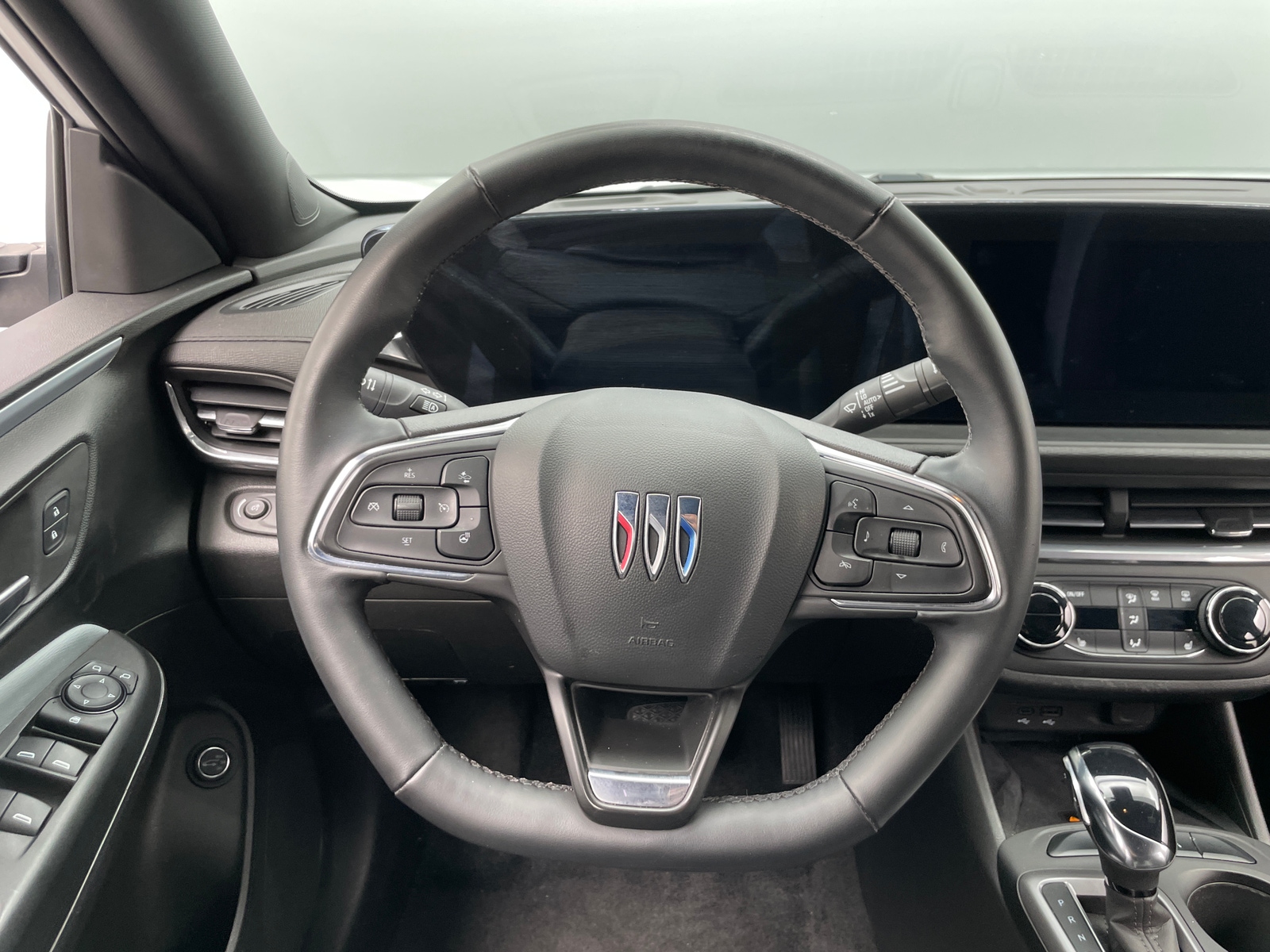 Thumbnail: 2024 Buick Envista - 5