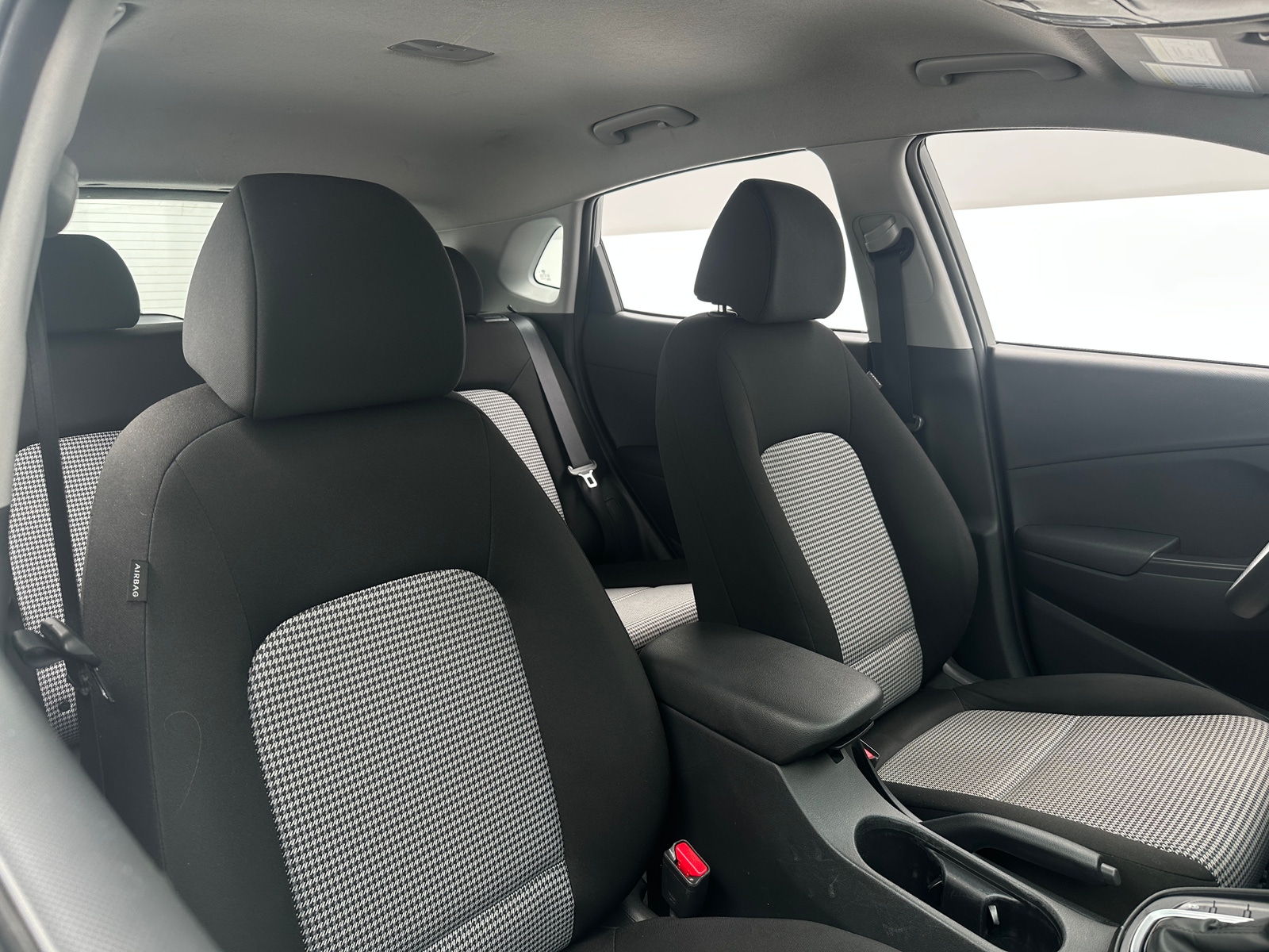 Thumbnail: 2022 Hyundai Kona - 2