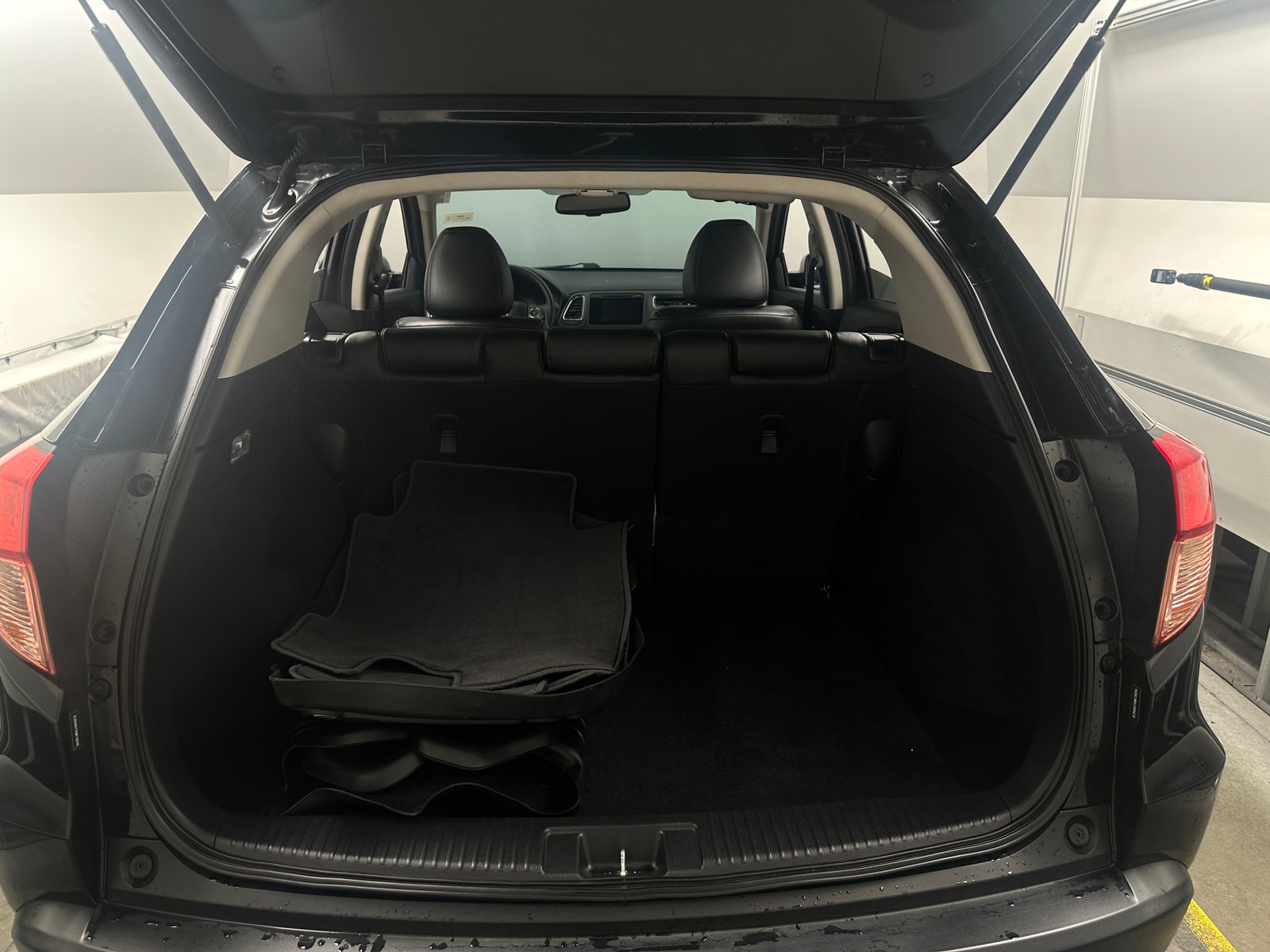 Thumbnail: 2017 Honda HR-V - 6