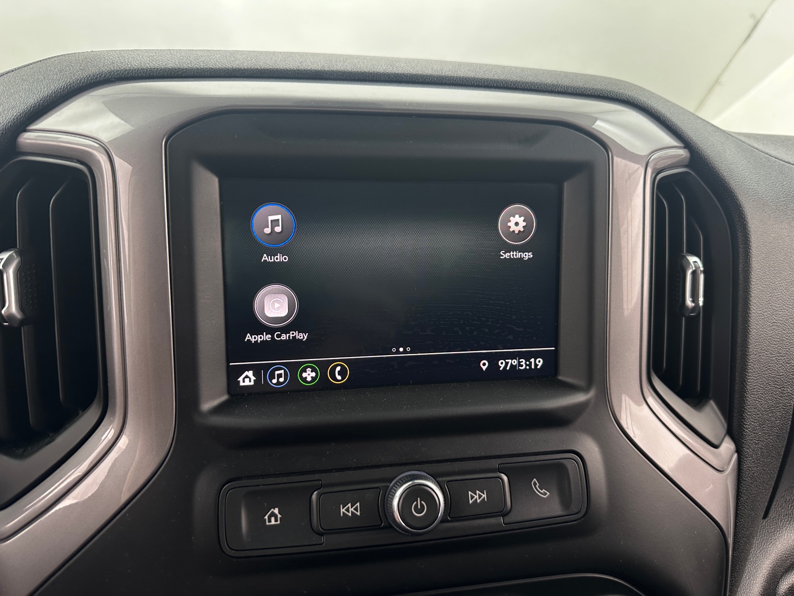 Thumbnail: 2021 Chevrolet Silverado 1500 - 4